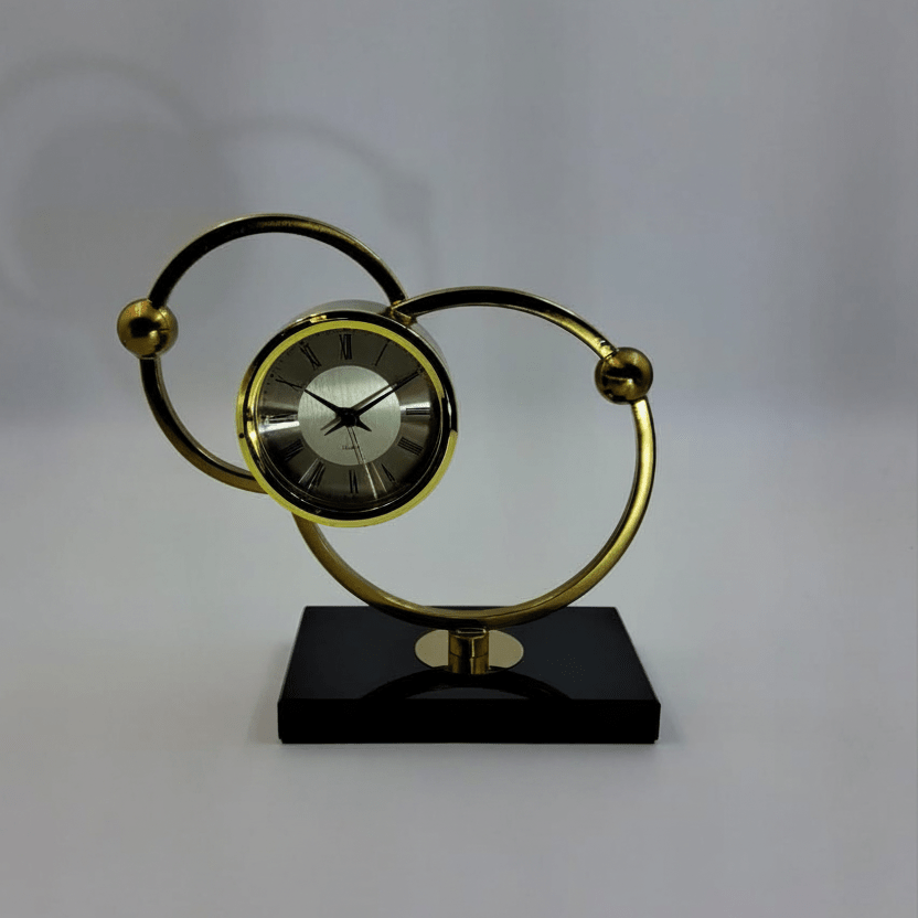 HORLOGE DÉCORATIVE – ORBITES D'OR - MDM HOME